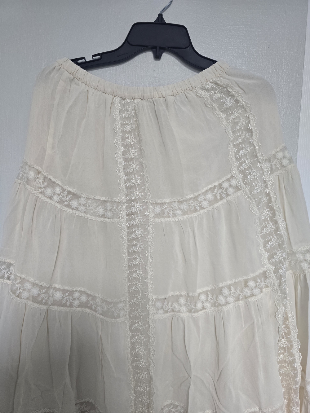 NWT Reformation Maevie Lace Inset Tiered Skirt Size 10 - Picture 5 of 7